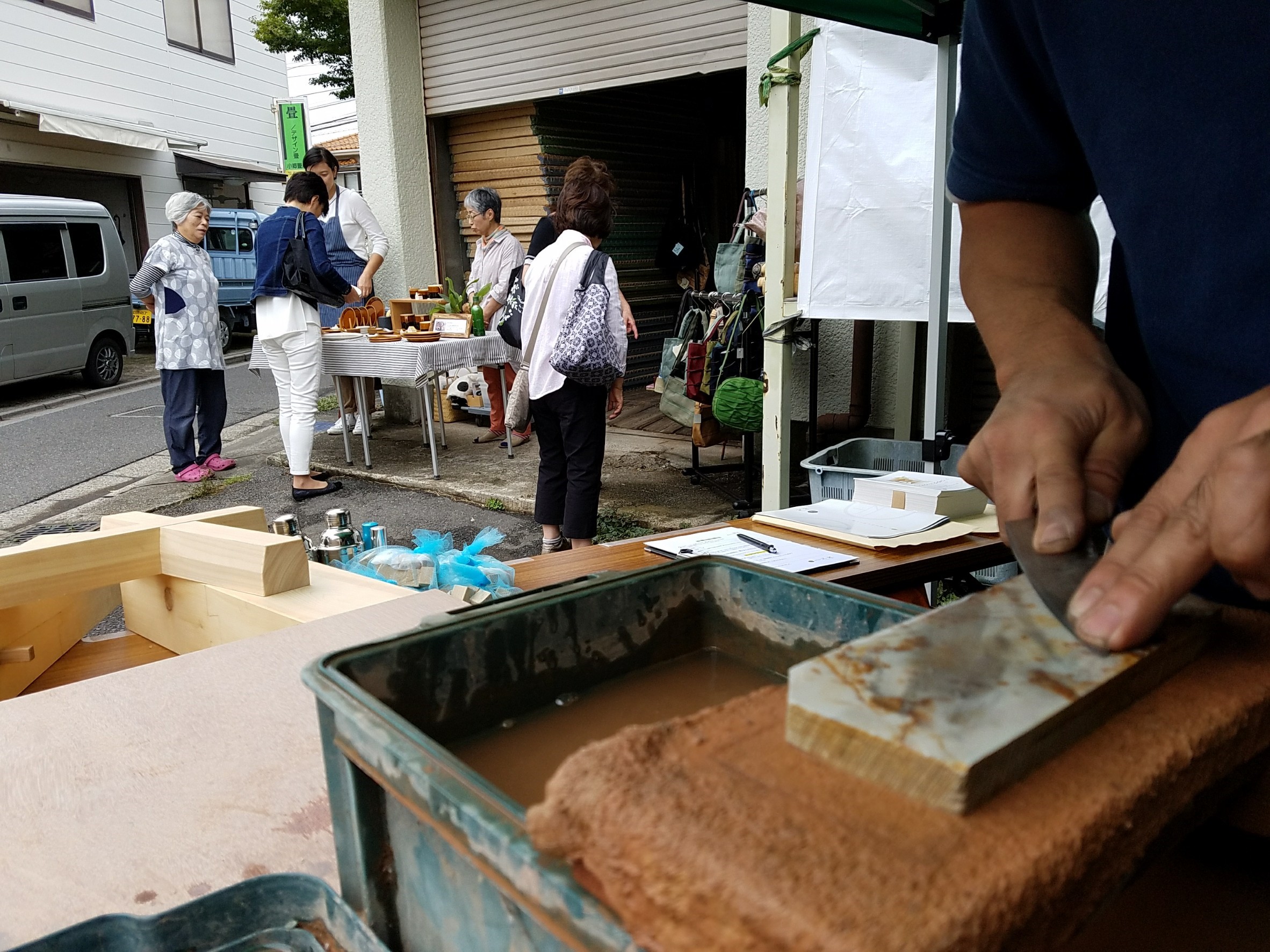 毎月恒例イベント『宮大工さんの包丁研ぎ』の中止について